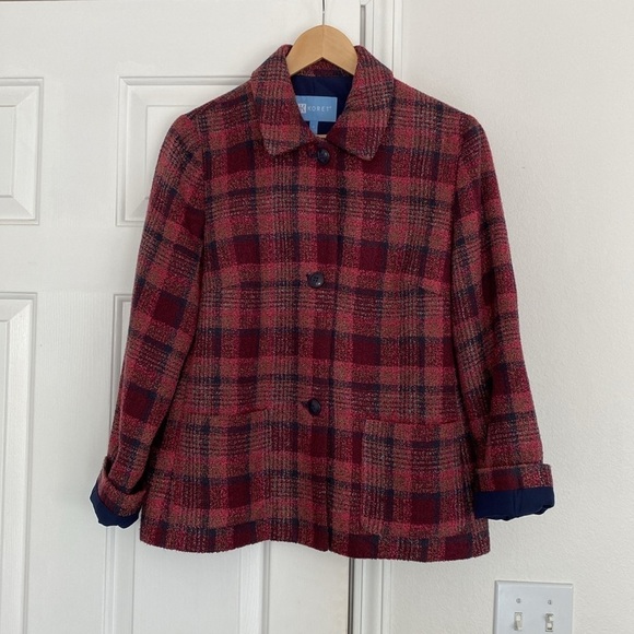 Koret Jackets & Blazers - Koret vintage tweed plaid shacket.